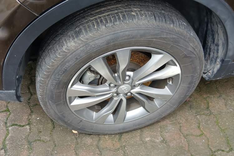 Used Geely Auto Emgrand X7 Sport 2016 1.8TD Automatic Smart Connectivity Version Left Front Wheel Hub