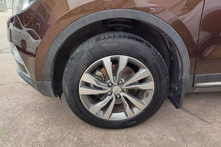 Used Geely Auto Emgrand X7 Sport 2016 1.8TD Automatic ZhiZun Version Left Front Wheel Hub