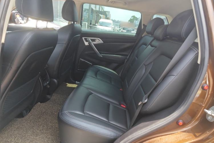 Used Geely Auto Emgrand X7 Sport 2016 1.8TD Automatic Smart Model Left Rear Seat