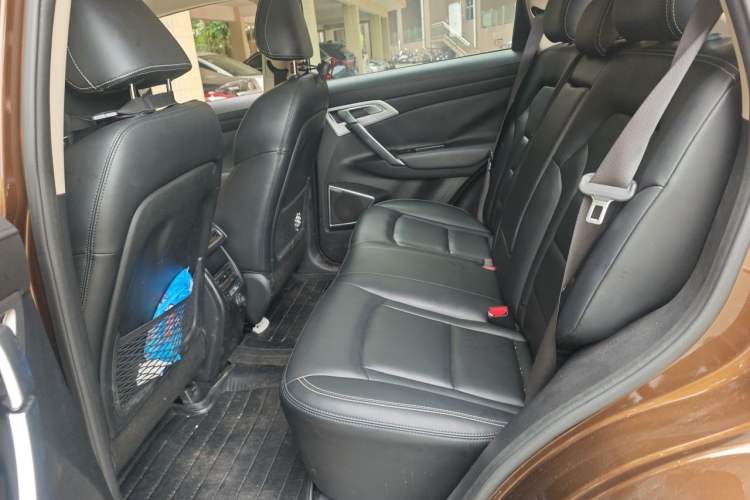 Used Geely Auto Emgrand X7 Sport 2016 1.8TD Automatic Smart Model Left Rear Seat