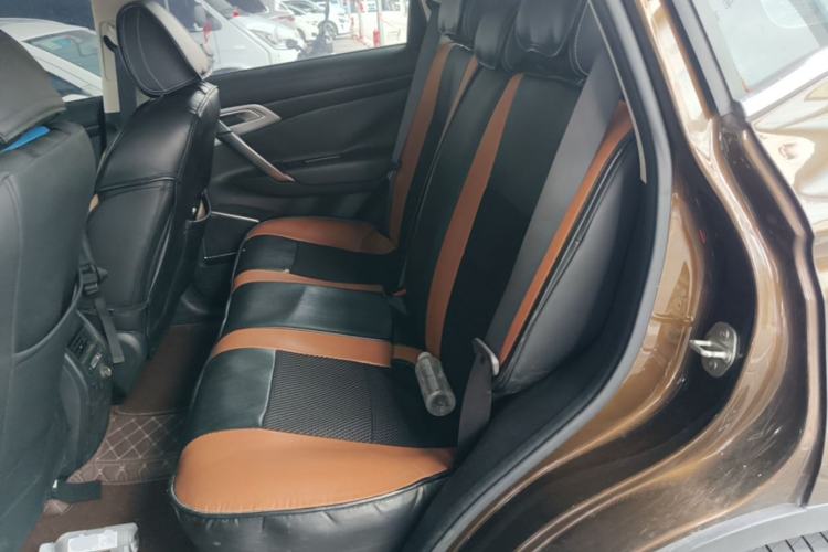 Used Geely Auto Emgrand X7 Sport 2016 1.8TD Automatic Smart Model Left Rear Seat
