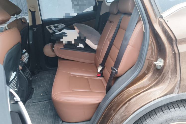 Used Geely Auto Emgrand X7 Sport 2016 1.8TD Automatic ZhiZun Version Left Rear Seat