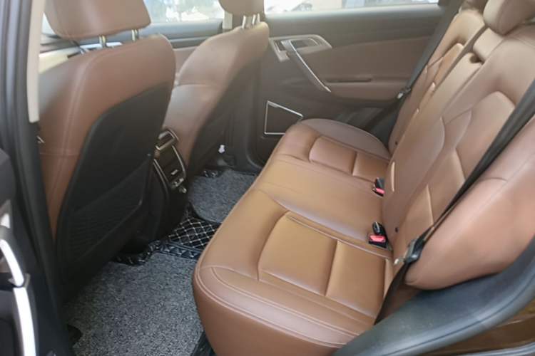 Used Geely Auto Emgrand X7 Sport 2016 1.8TD Automatic ZhiZun Version Left Rear Seat