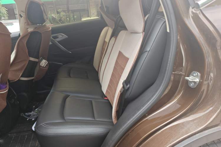 Used Geely Auto Emgrand X7 Sport 2016 1.8TD Automatic Smart Model Left Rear Seat