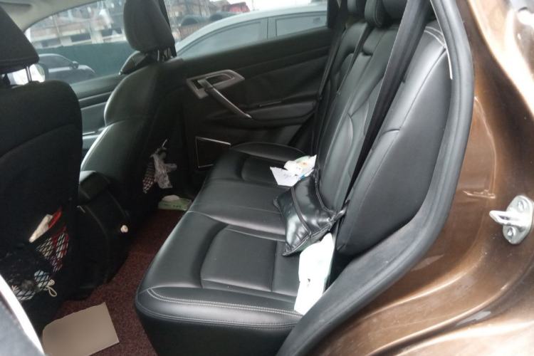 Used Geely Auto Emgrand X7 Sport 2016 2.0L Manual ZhiShang Version Left Rear Seat