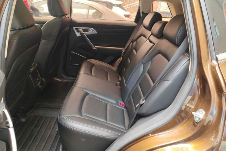 Used Geely Auto Emgrand X7 Sport 2016 1.8TD Automatic Smart Model Left Rear Seat