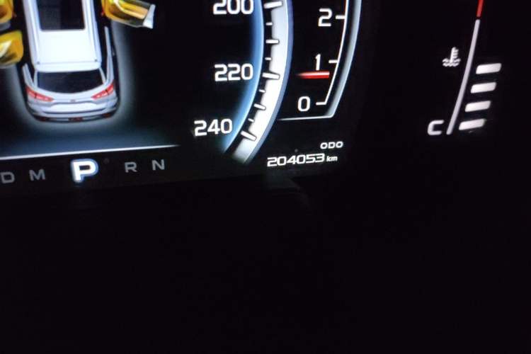 Used Geely Auto Emgrand X7 Sport 2016 1.8TD Automatic ZhiZun Version Odometer Close Up