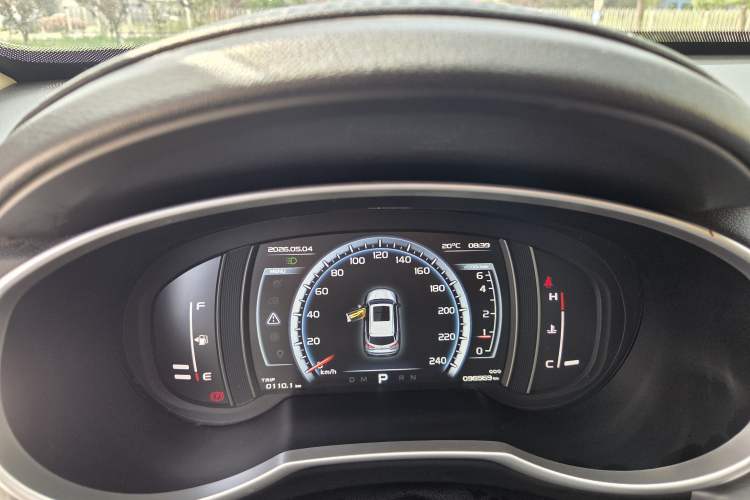 Used Geely Auto Emgrand X7 Sport 2016 1.8TD Automatic ZhiZun Version Odometer Close Up