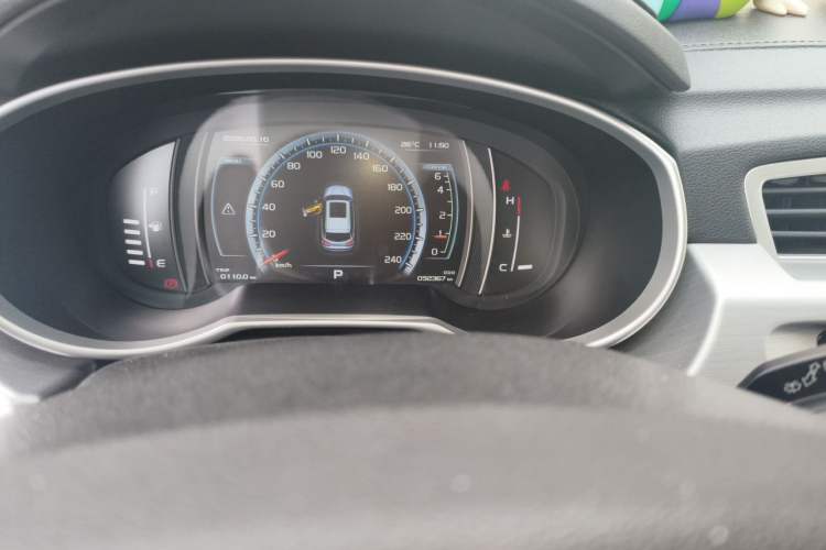 Used Geely Auto Emgrand X7 Sport 2016 1.8TD Automatic ZhiZun Version Odometer Close Up