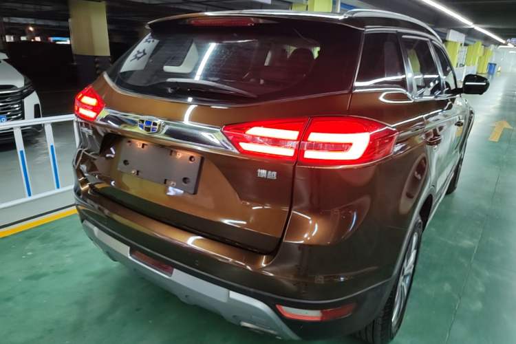 Used Geely Auto Emgrand X7 Sport 2016 1.8TD Automatic ZhiZun Version Rear Right 45 Deg