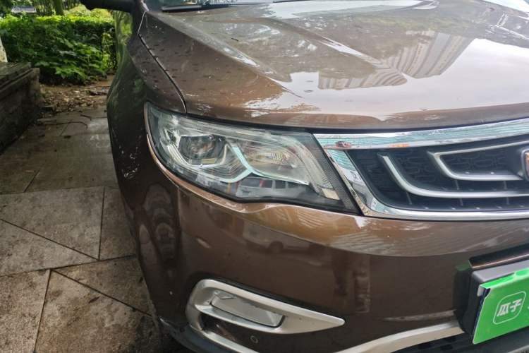Used Geely Auto Emgrand X7 Sport 2016 1.8TD Automatic Smart Model Right Front Headlight