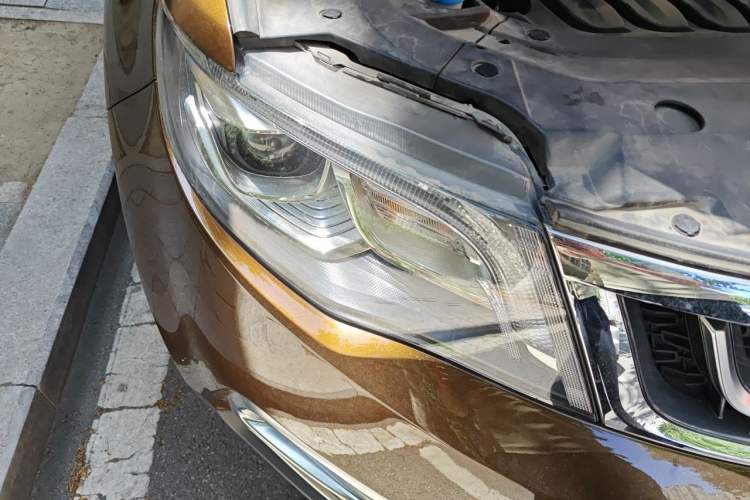 Used Geely Auto Emgrand X7 Sport 2016 1.8TD Automatic Smart Model Right Front Headlight