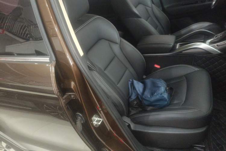 Used Geely Auto Emgrand X7 Sport 2016 1.8TD Automatic Smart Model Right Front Seat