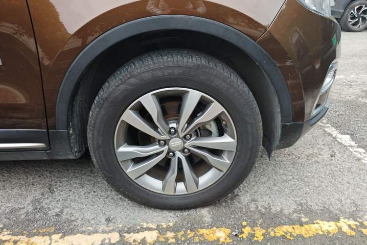 Used Geely Auto Emgrand X7 Sport 2016 1.8TD Automatic ZhiZun Version Right Front Wheel Hub