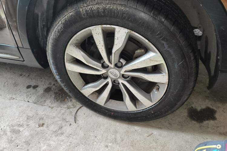 Used Geely Auto Emgrand X7 Sport 2016 2.0L Manual Smart Connect Version Right Front Wheel Hub