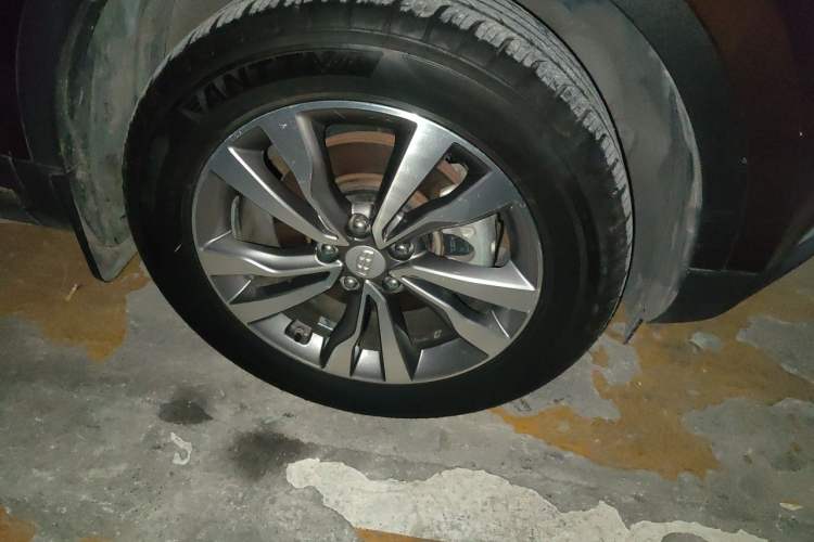 Used Geely Auto Emgrand X7 Sport 2016 1.8TD Automatic ZhiZun Version Right Front Wheel Hub