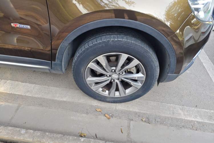 Used Geely Auto Emgrand X7 Sport 2016 1.8TD Automatic ZhiZun Version Right Front Wheel Hub