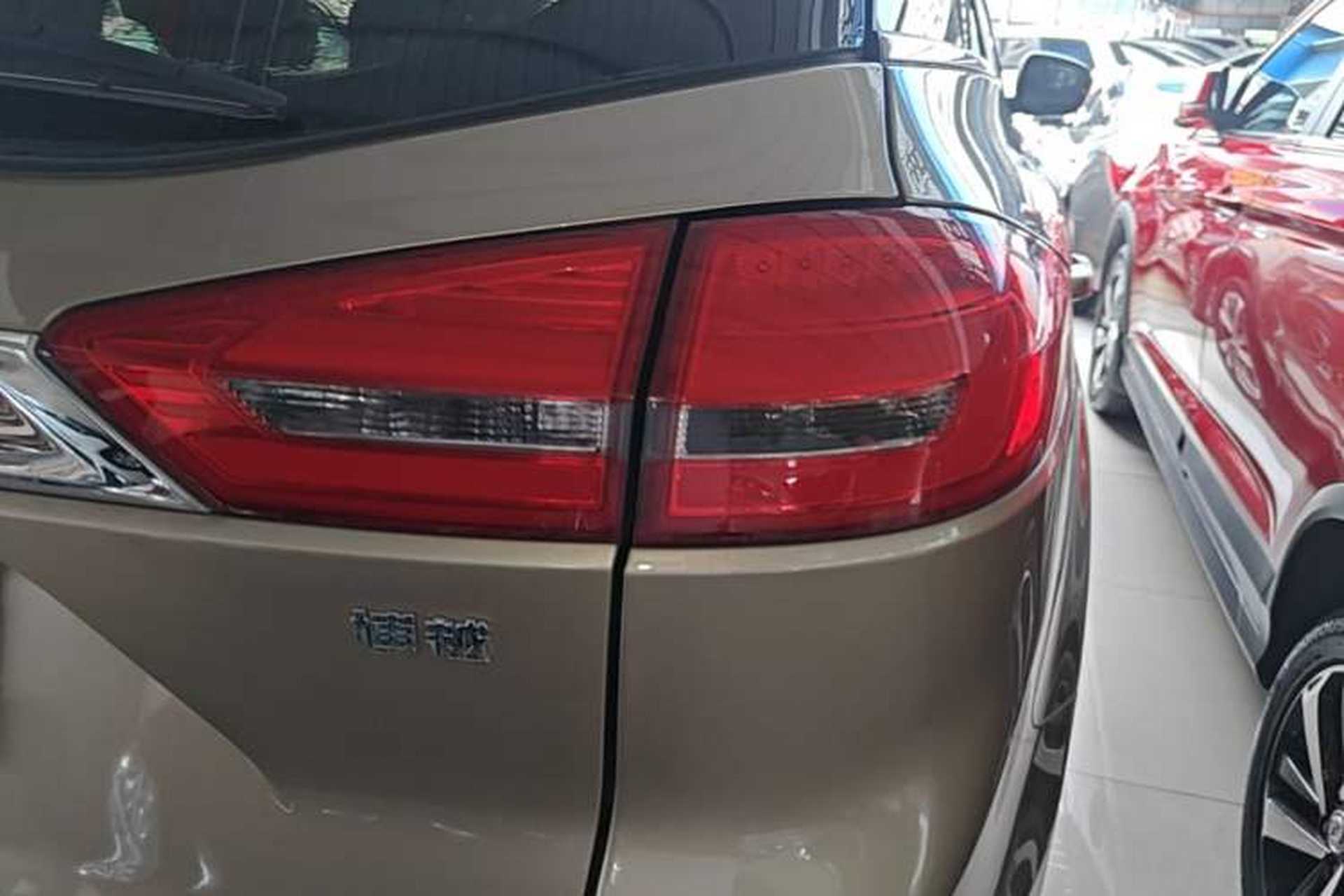 Used Geely Auto Emgrand X7 Sport 2016 2.0L Manual Smart Connect Version Right Rear Taillight