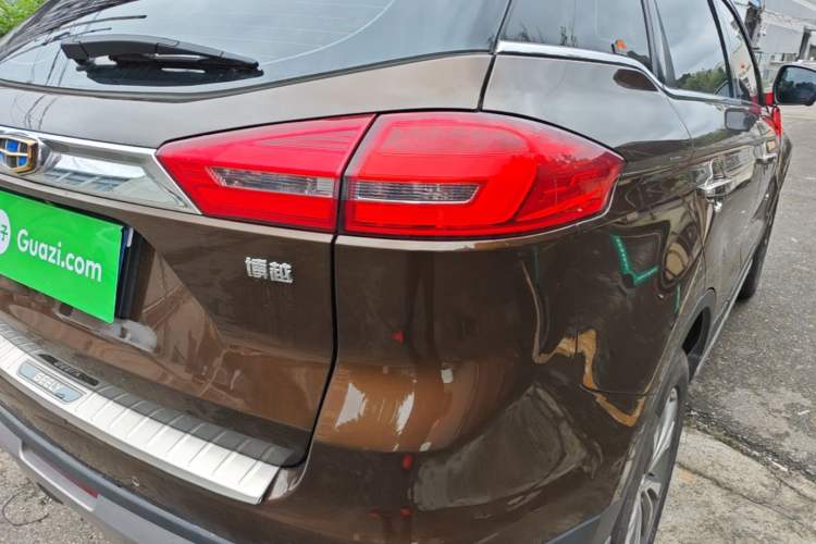 Used Geely Auto Emgrand X7 Sport 2016 1.8TD Automatic ZhiZun Version Right Rear Taillight