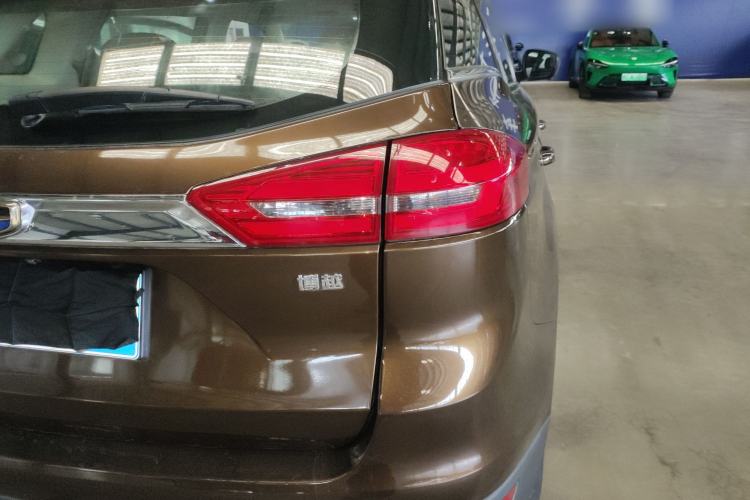 Used Geely Auto Emgrand X7 Sport 2016 1.8TD Automatic ZhiZun Version Right Rear Taillight