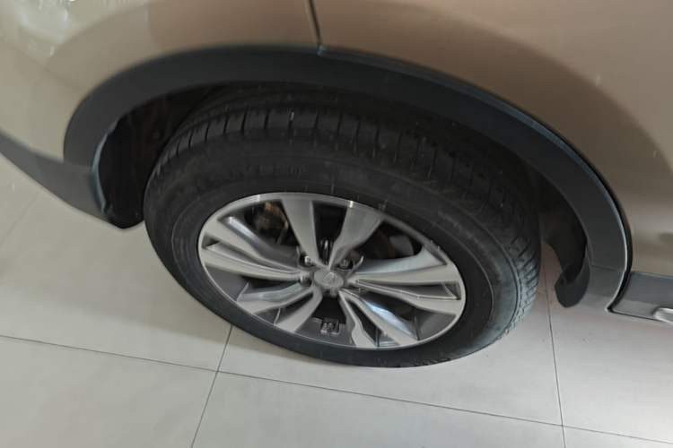 Used Geely Auto Emgrand X7 Sport 2016 2.0L Manual Smart Connect Version Right Rear Wheel Hub
