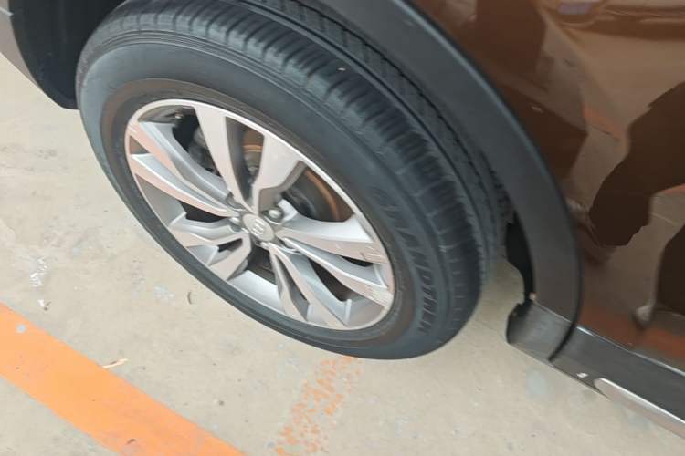 Used Geely Auto Emgrand X7 Sport 2016 1.8TD Automatic ZhiZun Version Right Rear Wheel Hub