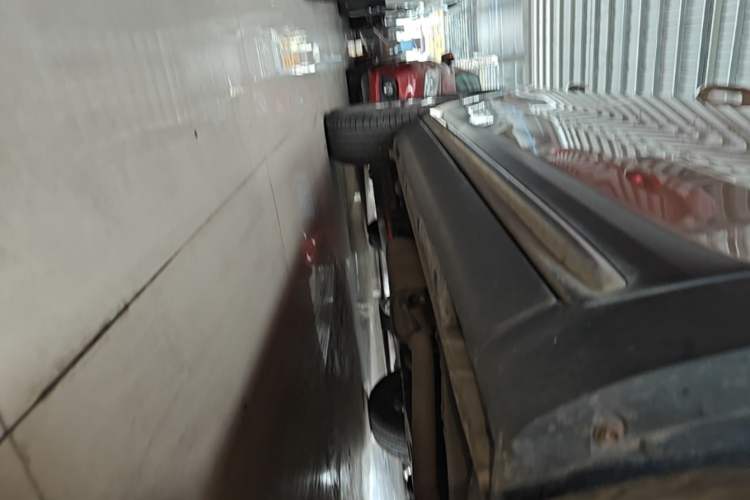 Used Geely Auto Emgrand X7 Sport 2016 2.0L Manual Smart Connect Version Right Side Sill