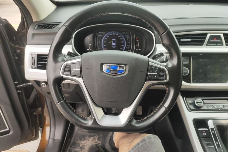Used Geely Auto Emgrand X7 Sport 2016 1.8TD Automatic All-Wheel-Drive ZhiZun Edition Steering Wheel