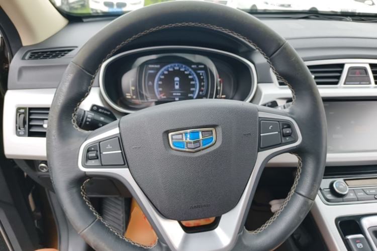 Used Geely Auto Emgrand X7 Sport 2016 2.0L Manual Smart Connect Version Steering Wheel