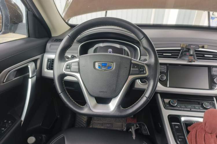 Used Geely Auto Emgrand X7 Sport 2016 2.0L Manual Smart Connect Version Steering Wheel