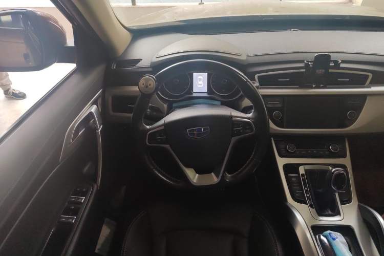 Used Geely Auto Emgrand X7 Sport 2016 1.8TD Automatic ZhiShang Model Steering Wheel