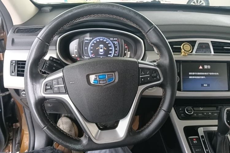 Used Geely Auto Emgrand X7 Sport 2016 1.8TD Automatic All-Wheel-Drive ZhiZun Edition Steering Wheel