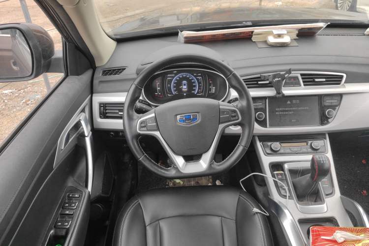 Used Geely Auto Emgrand X7 Sport 2016 2.0L Manual Smart Connect Version Steering Wheel