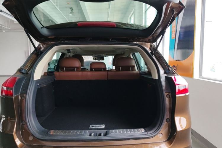 Used Geely Auto Emgrand X7 Sport 2016 1.8TD Automatic ZhiZun Version Trunk