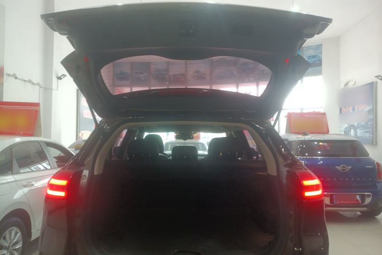 Used Geely Auto Emgrand X7 Sport 2016 1.8TD Automatic Smart Model Trunk