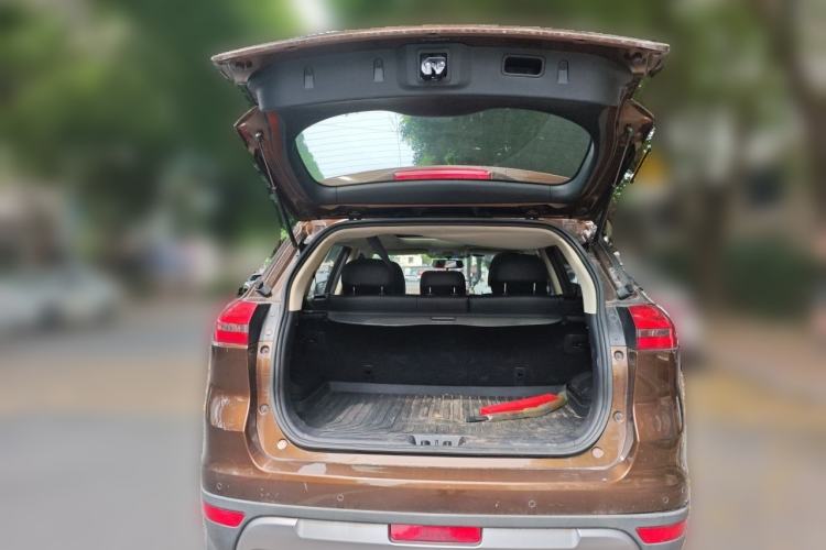Used Geely Auto Emgrand X7 Sport 2016 1.8TD Automatic Smart Connectivity Version Trunk