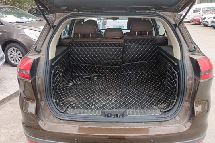Used Geely Auto Emgrand X7 Sport 2016 1.8TD Automatic ZhiZun Version Trunk