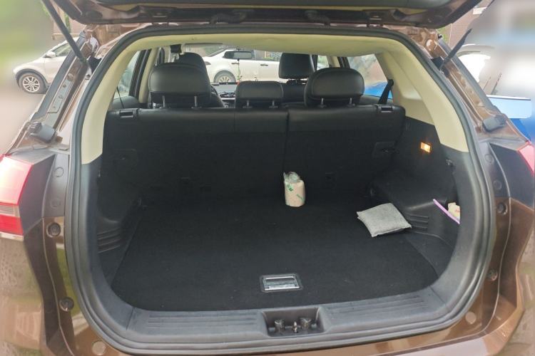 Used Geely Auto Emgrand X7 Sport 2016 1.8TD Automatic Smart Connectivity Version Trunk
