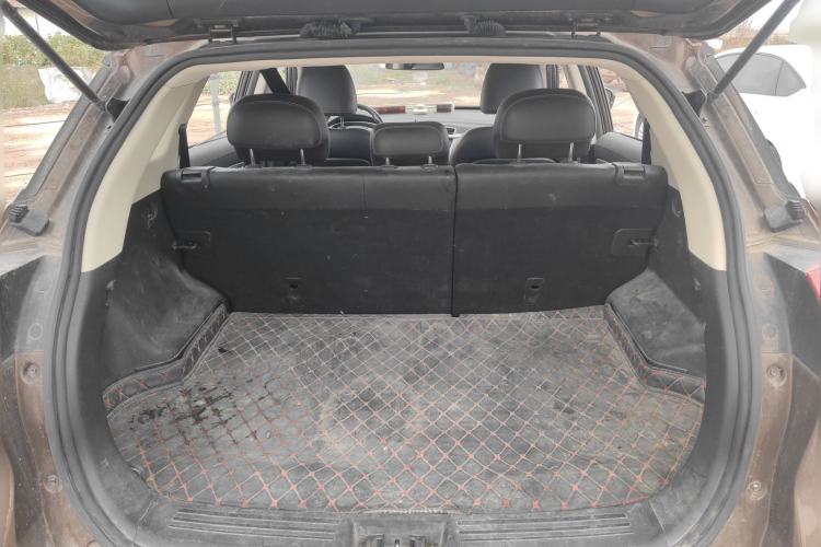 Used Geely Auto Emgrand X7 Sport 2016 2.0L Manual Smart Connect Version Trunk