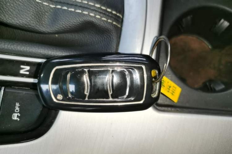 Used Geely Auto Emgrand X7 Sport 2016 1.8TD Automatic Smart Connectivity Version Vehicle Key
