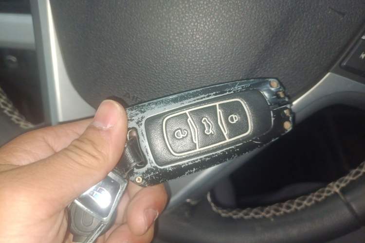 Used Geely Auto Emgrand X7 Sport 2016 1.8TD Automatic Smart Model Vehicle Key