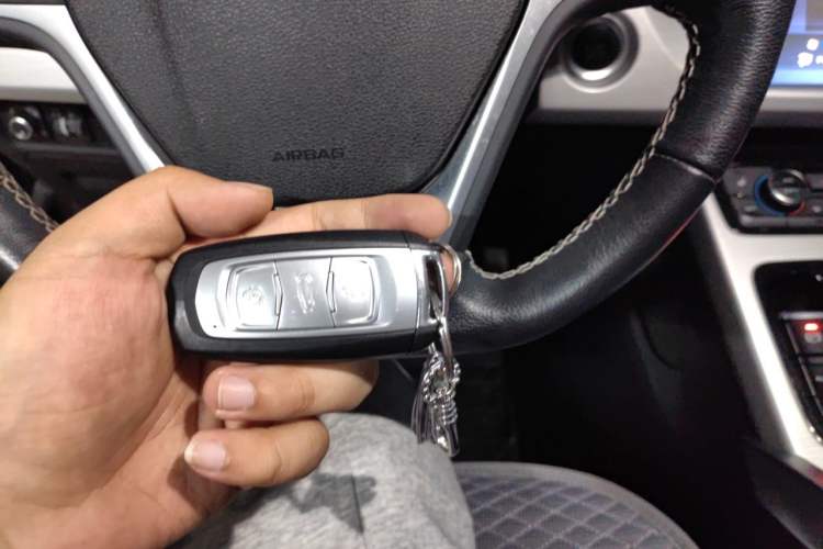 Used Geely Auto Emgrand X7 Sport 2016 1.8TD Automatic Smart Model Vehicle Key