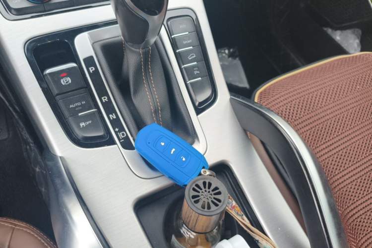 Used Geely Auto Emgrand X7 Sport 2016 1.8TD Automatic ZhiZun Version Vehicle Key