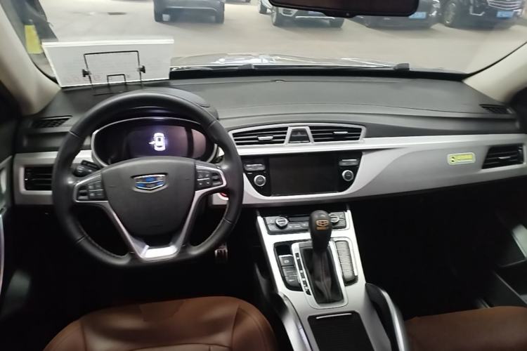 Used Geely Auto Emgrand X7 Sport 2016 1.8TD Automatic ZhiZun Version Center Console