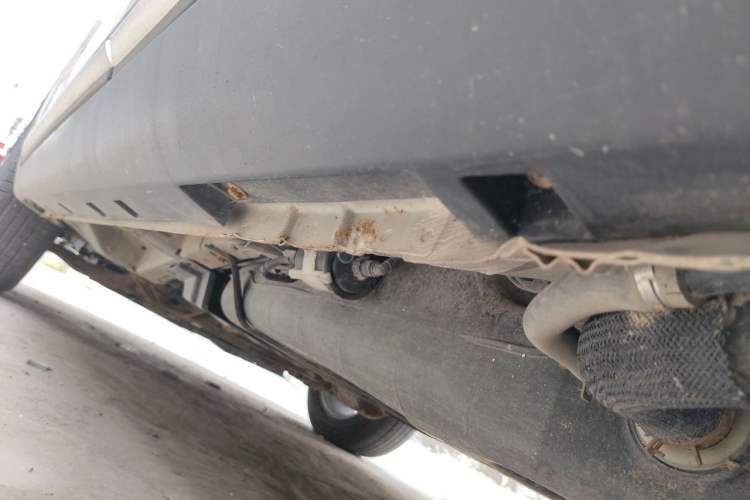 Used Geely Auto Emgrand X7 Sport 2016 2.0L Manual Smart Connect Version Chassis Rear Left