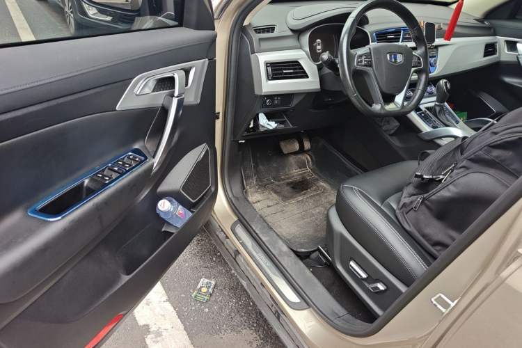 Used Geely Auto Emgrand X7 Sport 2016 1.8TD Automatic Smart Model Driver Seat