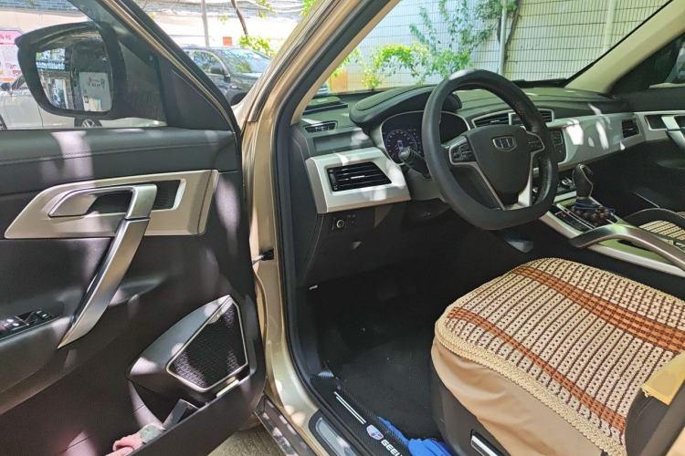 Used Geely Auto Emgrand X7 Sport 2016 1.8TD Automatic Smart Model Driver Seat