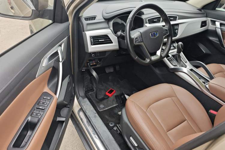 Used Geely Auto Emgrand X7 Sport 2016 1.8TD Automatic ZhiZun Version Driver Seat
