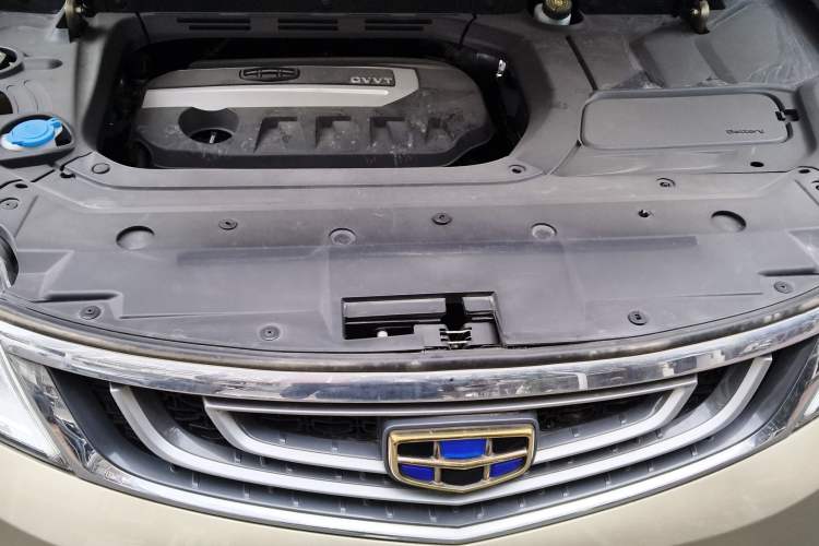 Used Geely Auto Emgrand X7 Sport 2016 2.0L Manual ZhiShang Version Engine Bay