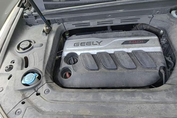 Used Geely Auto Emgrand X7 Sport 2016 1.8TD Automatic ZhiZun Version Engine Bay Right